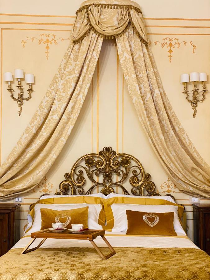 Palazzo Lari Sarzana酒店 外观 照片