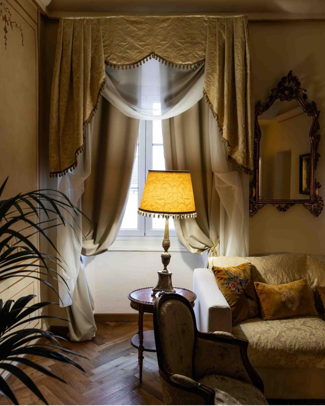 Palazzo Lari Sarzana酒店 外观 照片