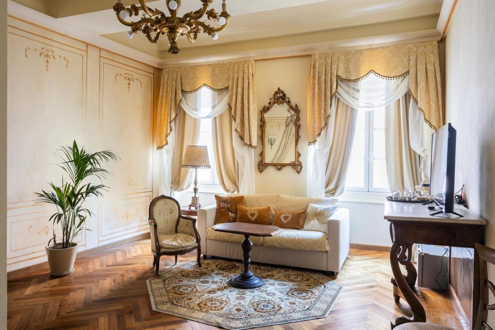 Palazzo Lari Sarzana酒店 外观 照片